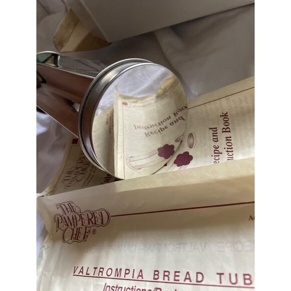 The Pampered Chef Valtrompia Bread Tube Star Shape Stainless Steel With Box & Re - Picture 4 of 11